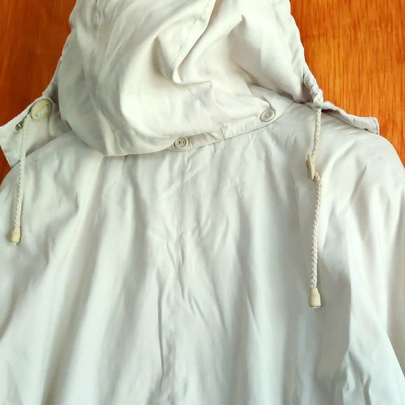 Light Jacket - Picture 7 of 14